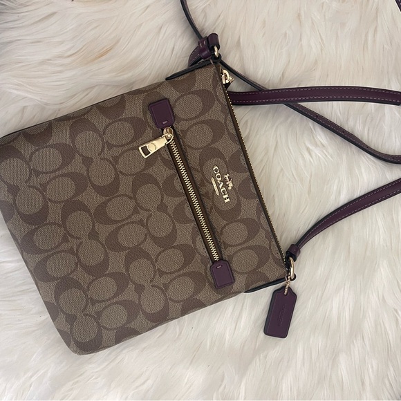 NWT *COACH*  Signature Mini Rowan File Bag KHAKI/DEEP/BERRY CF340 - Picture 4 of 5